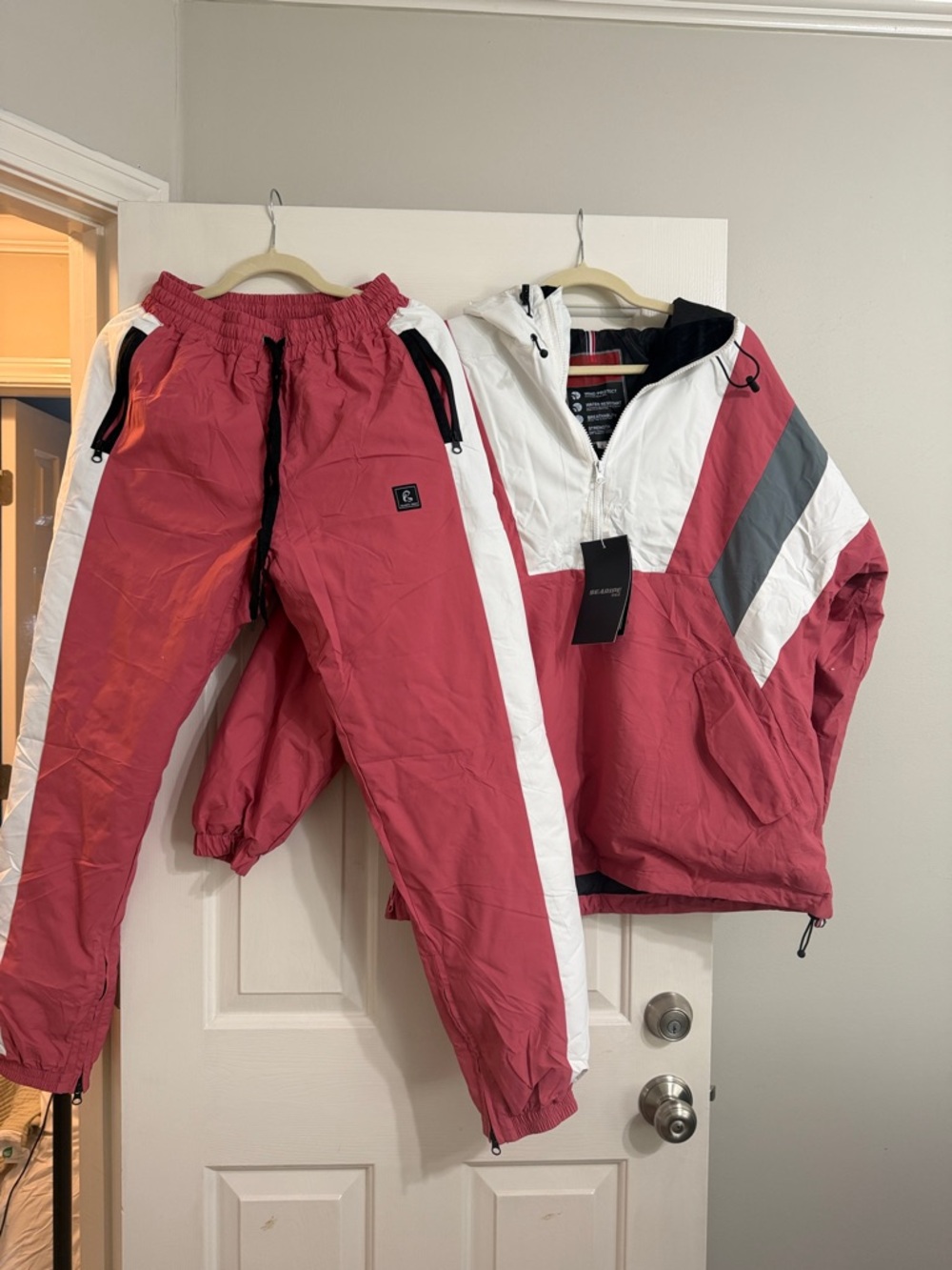 Pink and White Two-Piece ski Set